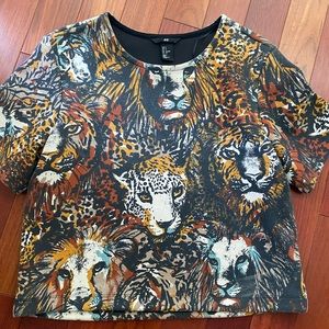 Tiger sweater t shirt